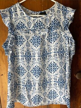 Worthington White Camisole with Blue Floral Tile Print and Ruffle Cap Sleeves